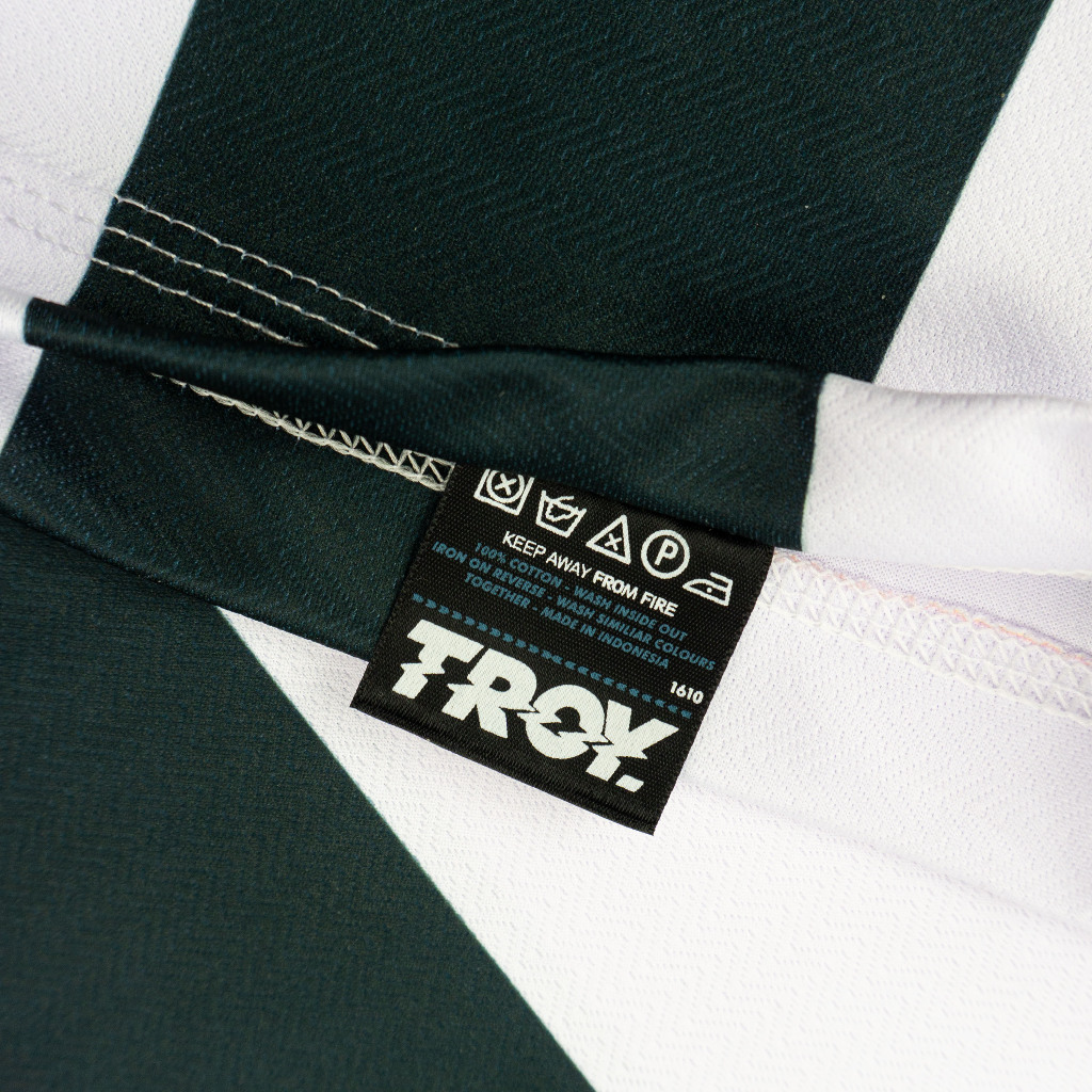 Troy Company Jersey White Green Realitystate Studios - Jersey Putih Hijau Garis Klasik JSM 3548