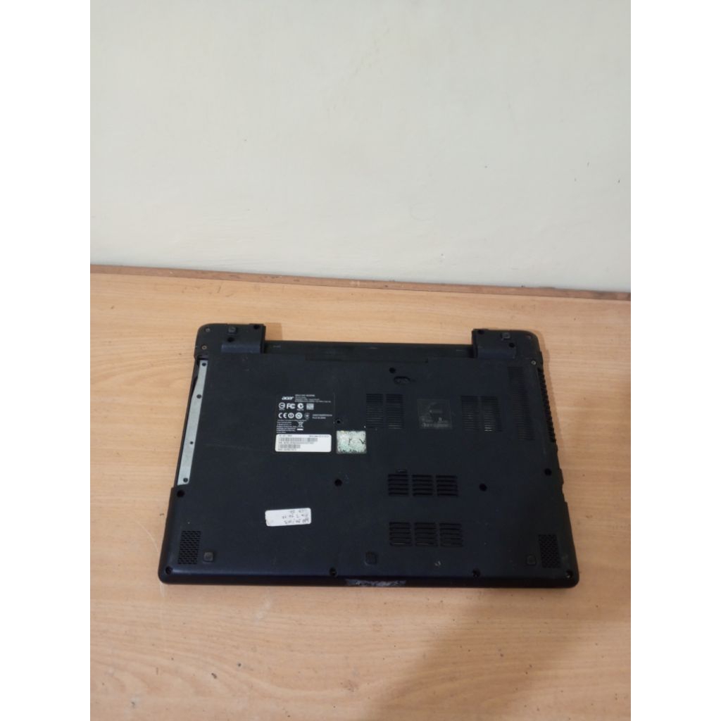 casing laptop Acer e5-421