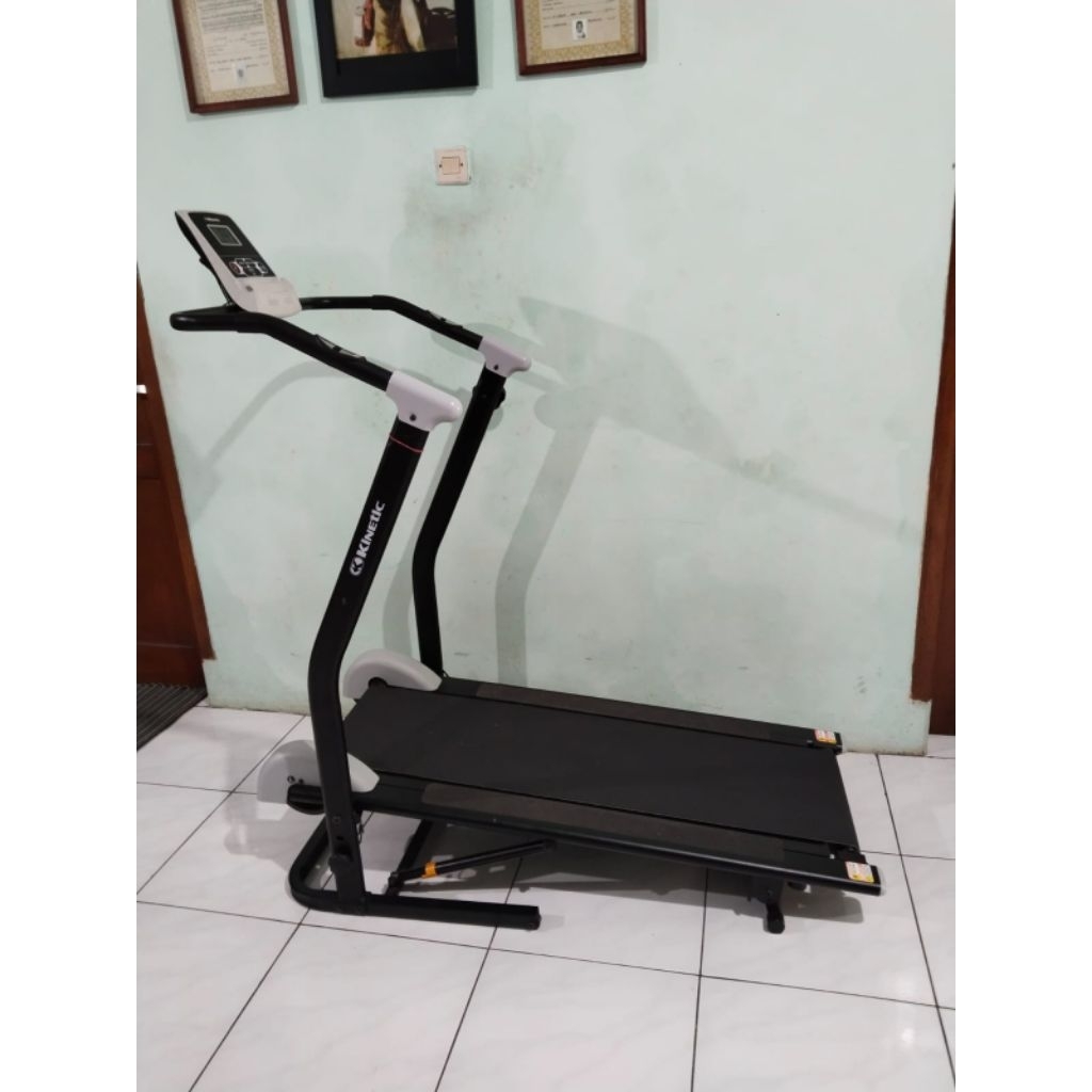 Treadmill manual merk kinetik second