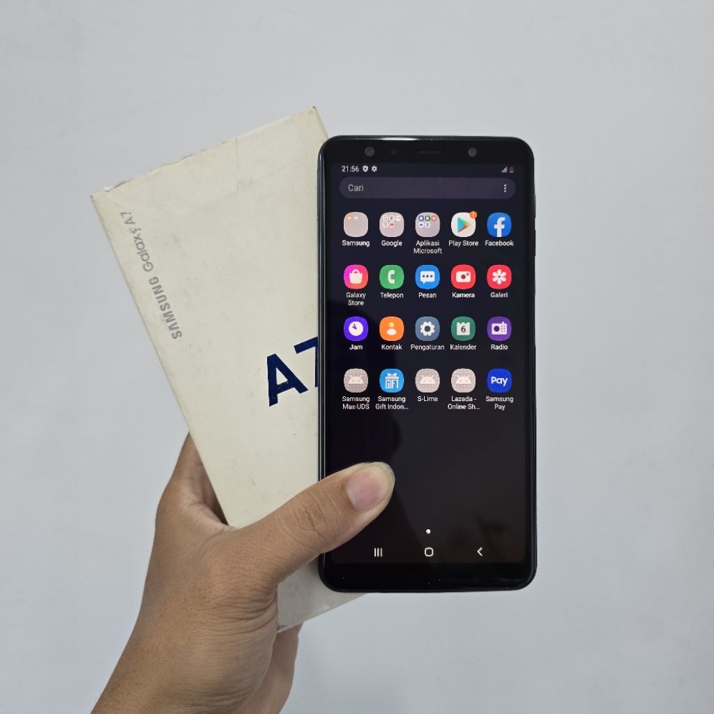 Samsung A7 2018 4/64Gb second bagus