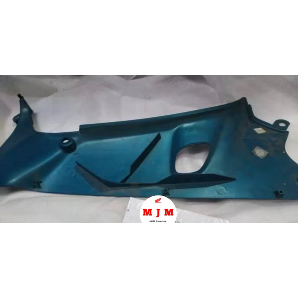 SAYAP TEBENG LEGSIL LEKSIL DALAM KANAN HONDA SUPRA X 100 BIRU TOSCA ORIGINAL 64400-KEV-880FMM
