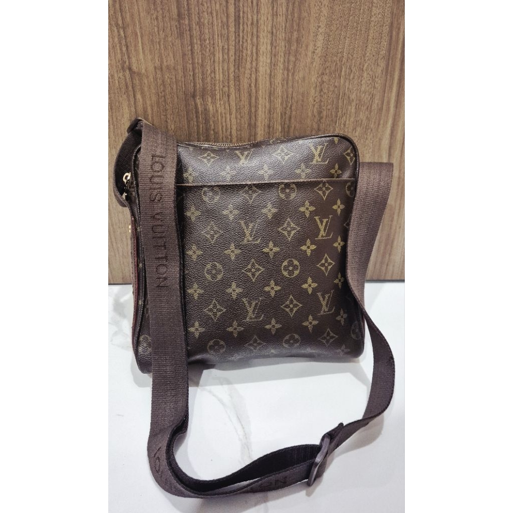 Sling Bag Louis Vuitton (second)
