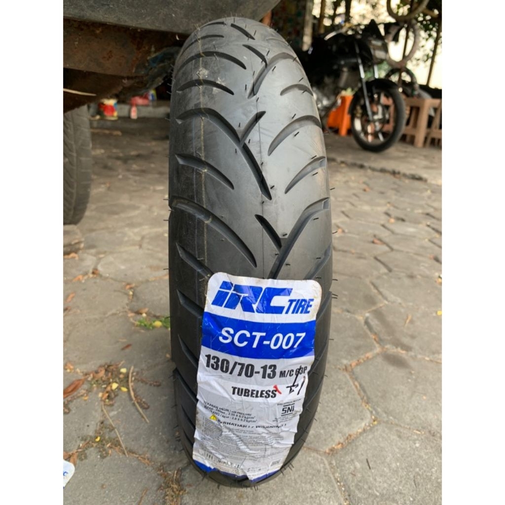 Ban IRC 120/70-14 Tubeless Ban Belakang PCX 150 Vario 160
