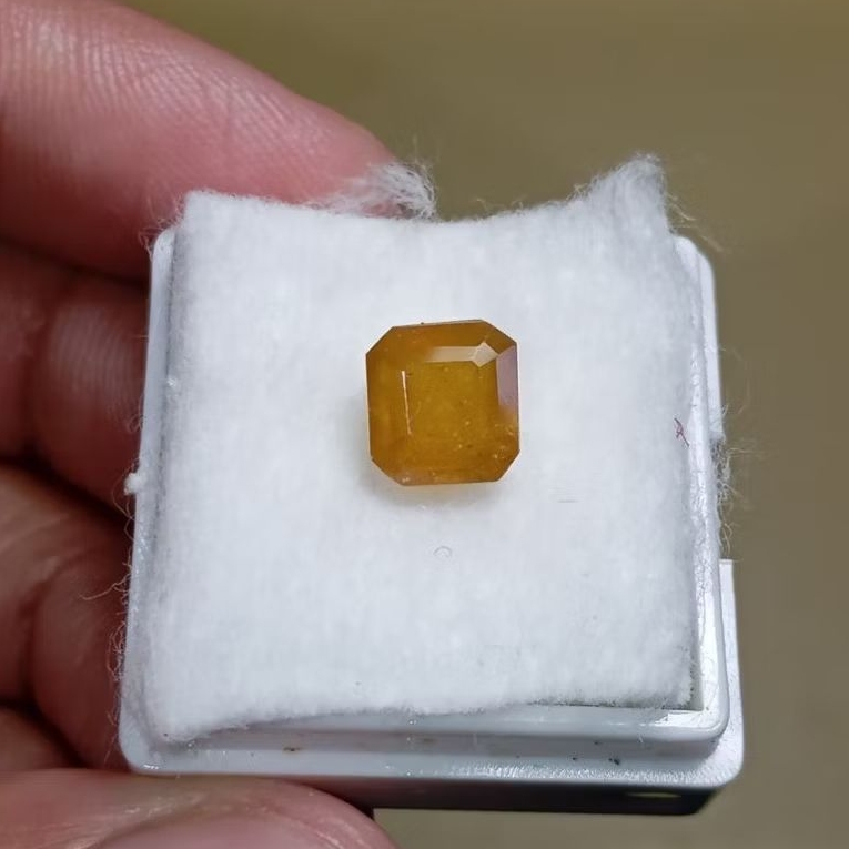 Batu permata natural yellow sapphire + Memo GLI