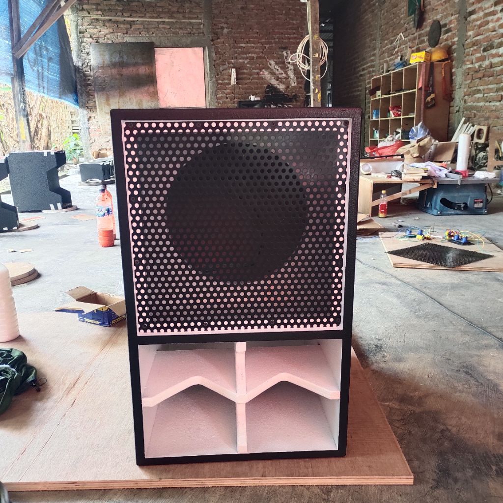 BOX CBS 12 INCH SINGEL