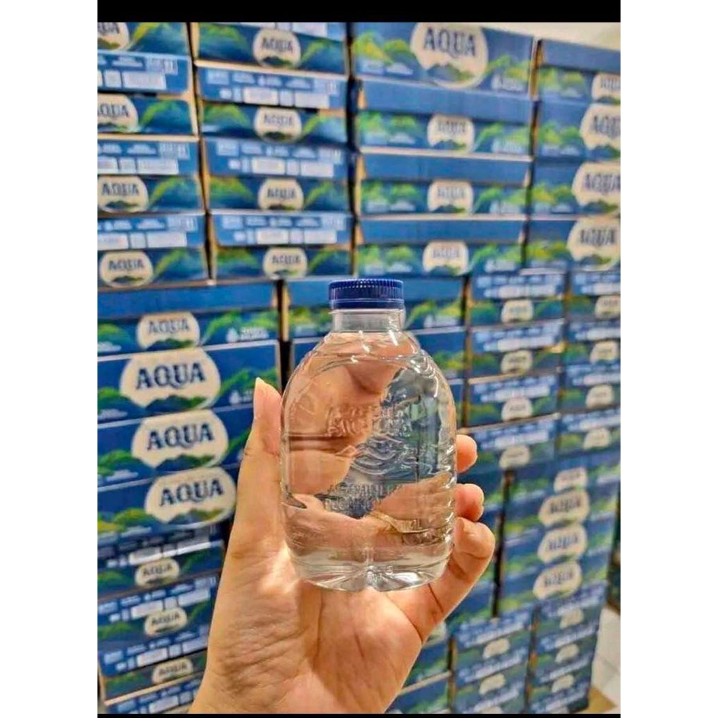 AQUA CUBE 220ml 1 Dus Aqua Mini Botol Imut