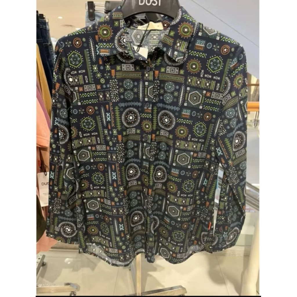 Isyara Navy Shirt - DUST, Pakaian Wanita