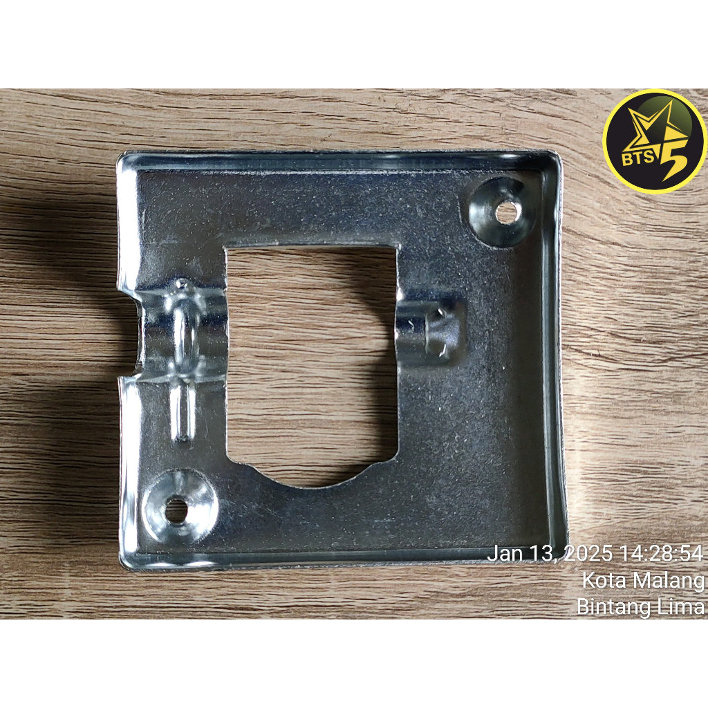 SPARE PARTS / ONDERDIL / SUKU CADANG Alat Tanam Jagung BINTANG LIMA - Pelindung Logam BTS5-LOGAM ORI
