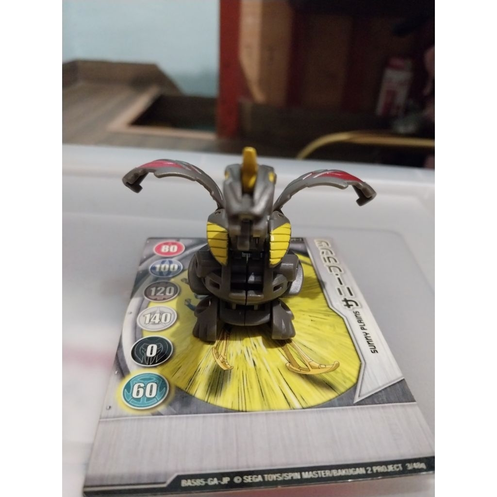 Bakugan Battle Pyrus Maxsus Cybrog Helios