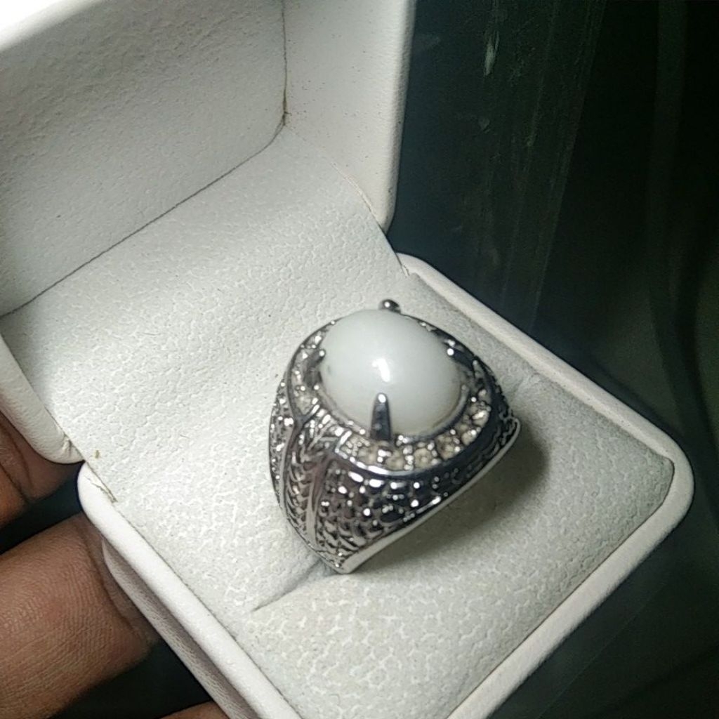 CINCIN NATURAL BATU MANI GAJAH CRYSTAL PUTIH HQ