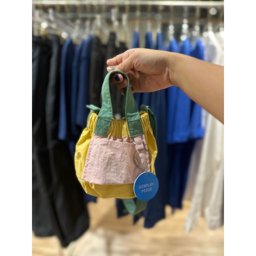 READY STOCK - MICRO COLOUR BLOCK DUMPLING BAG ORI YELLOW BLUSH