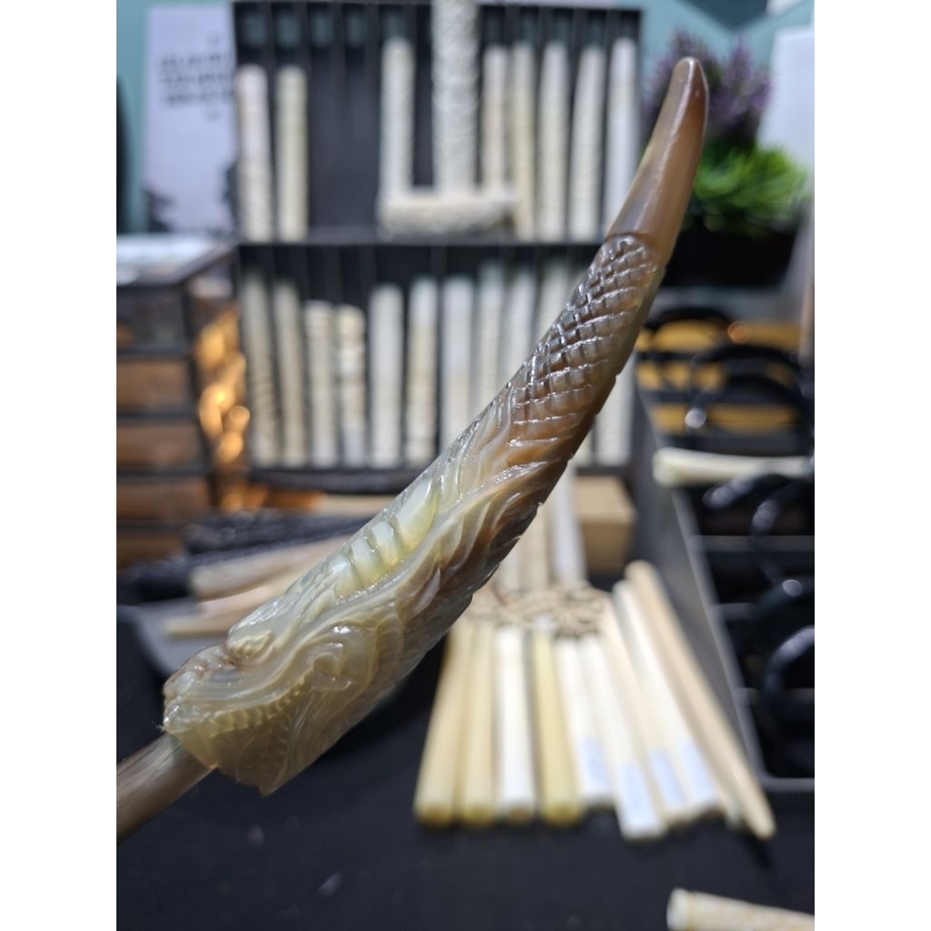 pipa once original tanduk kerbau, ukiran naga galak, detail presisi, warna degradasi istimewa
