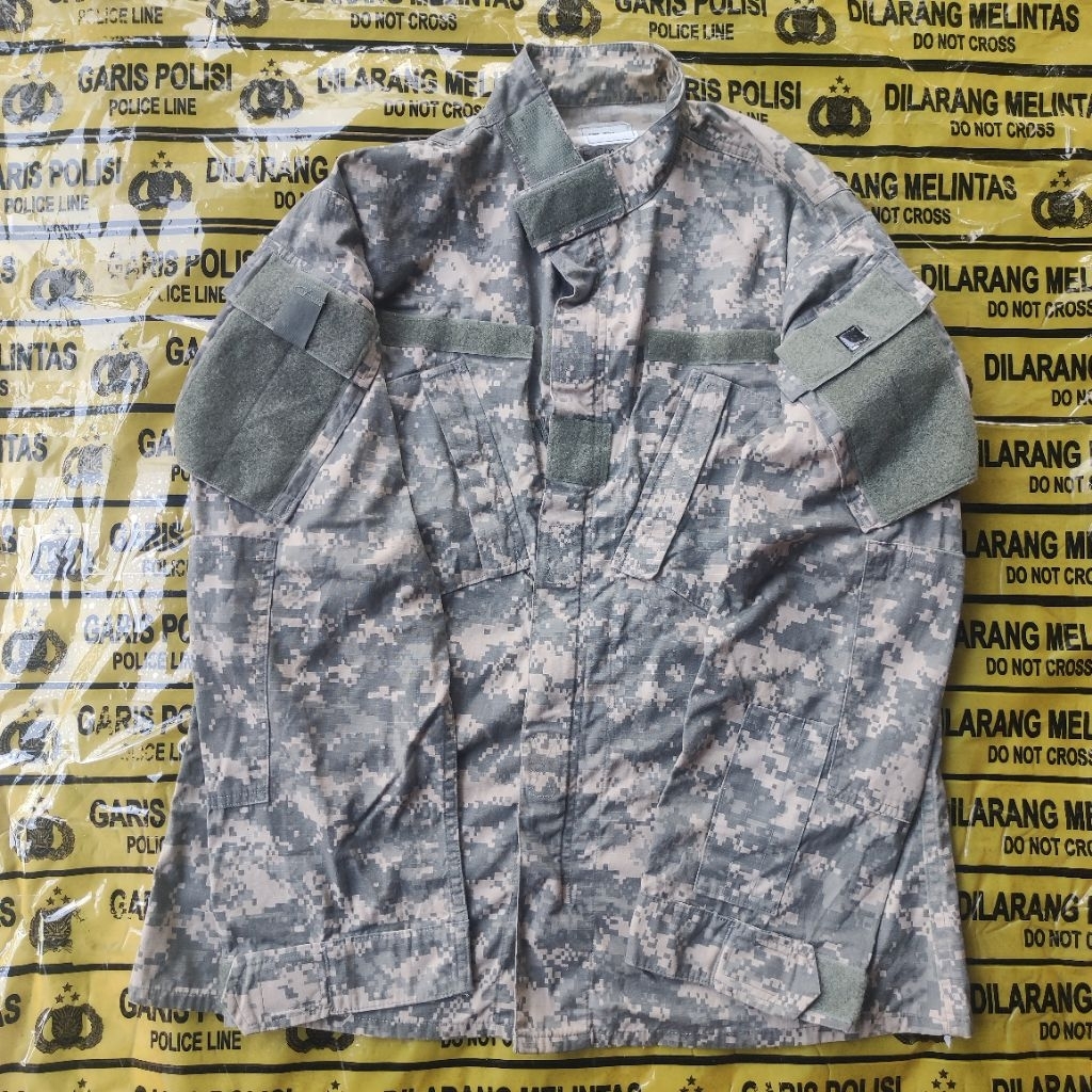 US Army Military ACU Digital Camo Combat Uniform