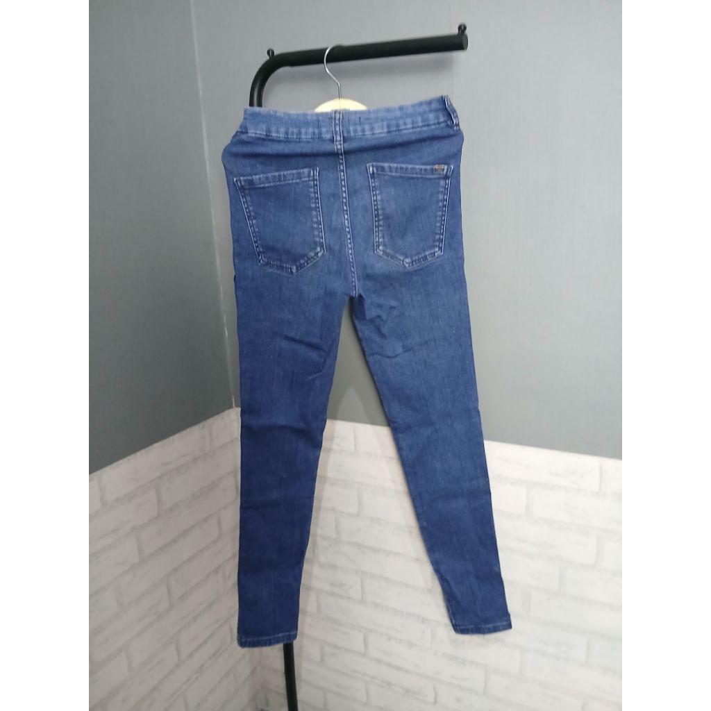 Preloved Jeans Pull and Bear