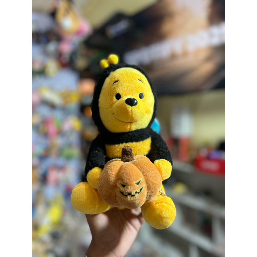 boneka winnie the pooh kostum lebah