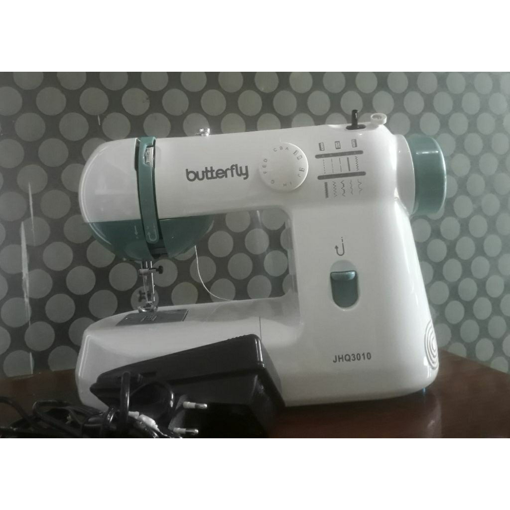 Mesin Jahit Portable Butterfly JHQ 3010 Bekas