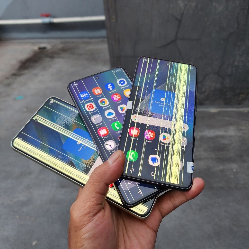 SAMSUNG GALAXY S21 FE 5G SEIN 8/256 GB MINUS LCD FUNGSI 100% NORMALSAMSUNG GALAXY S21 FE 5G SEIN 8/2