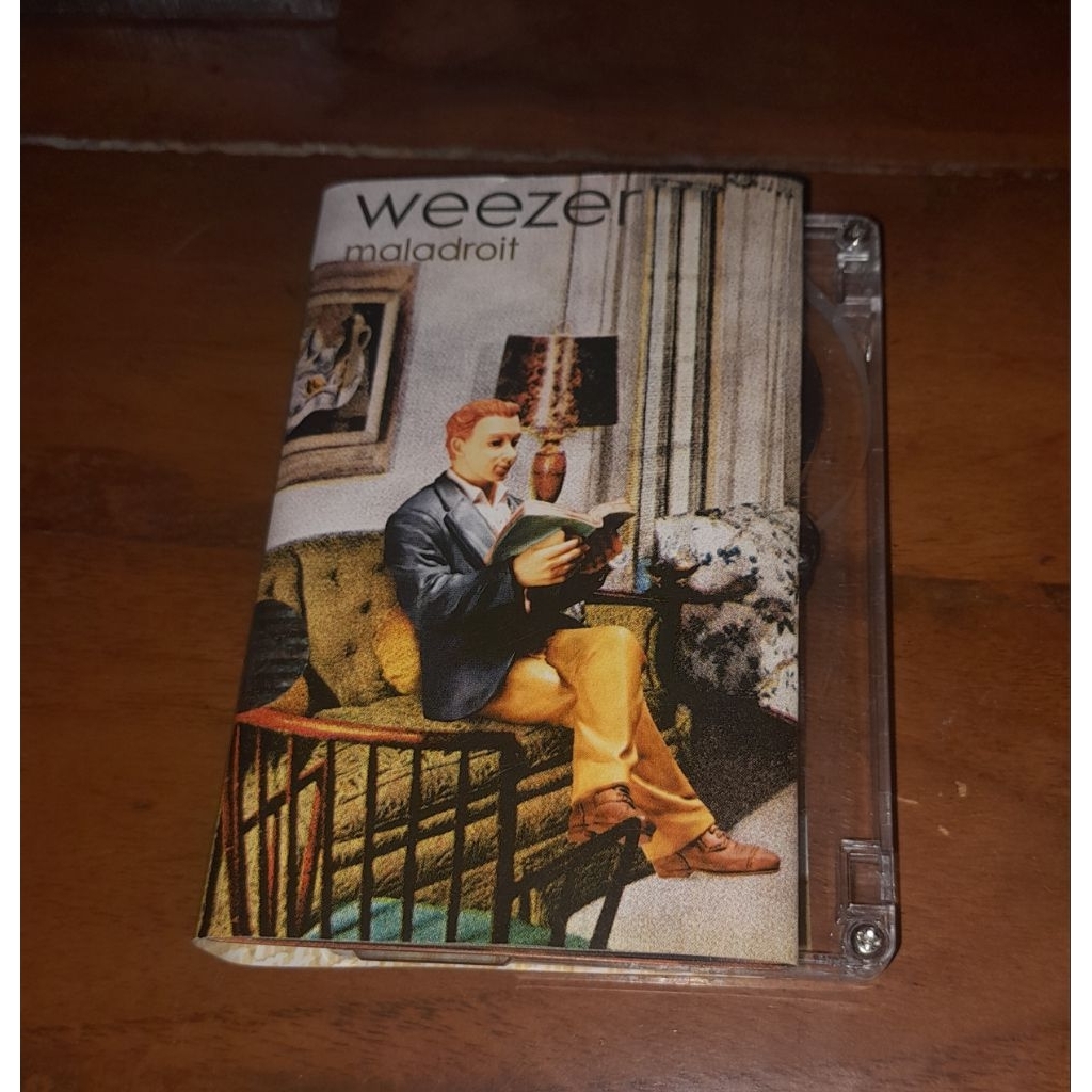 Kaset pita Weezer maladroit
