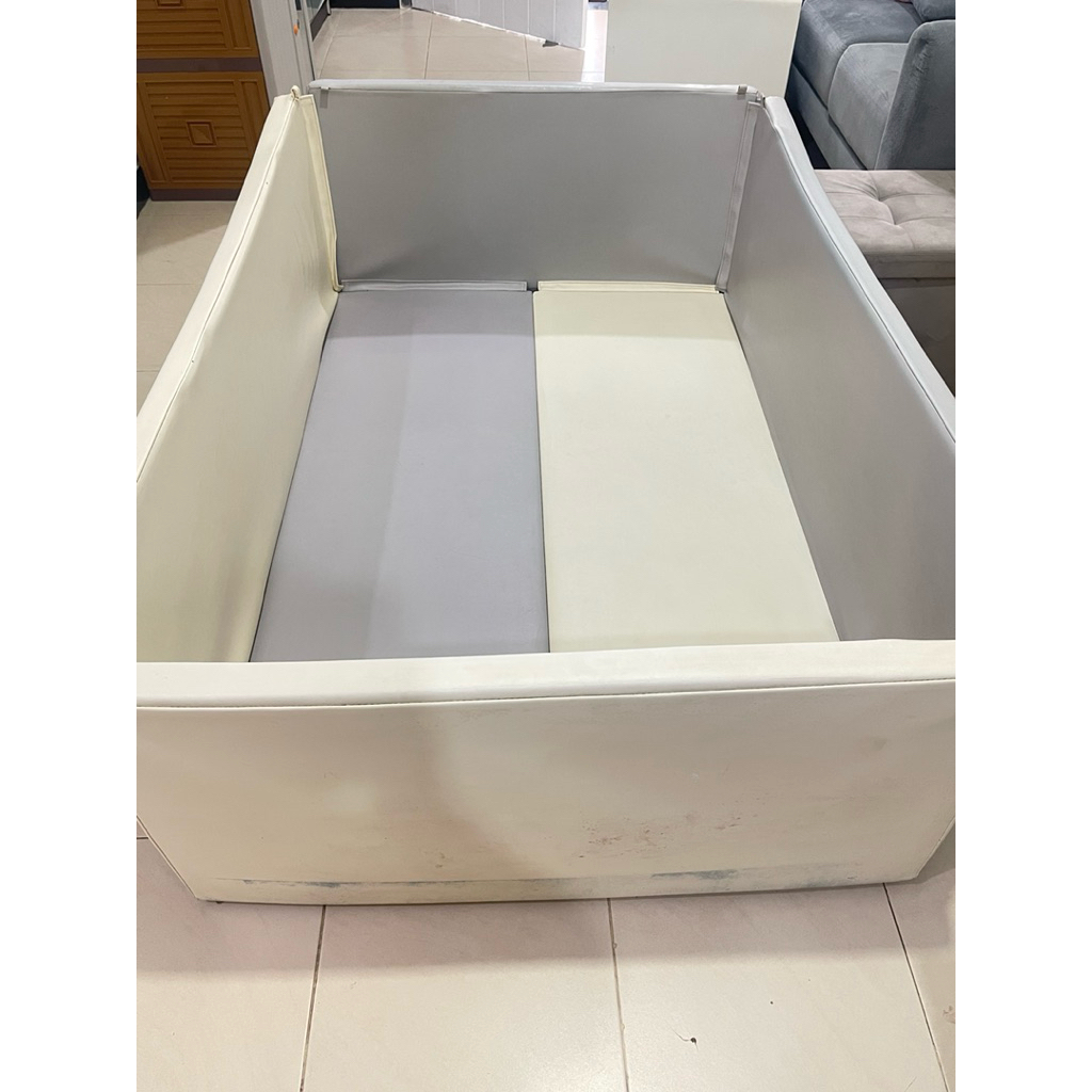 PRELOVED LUMBA PLAYMAT | FENCE PLAYMAT