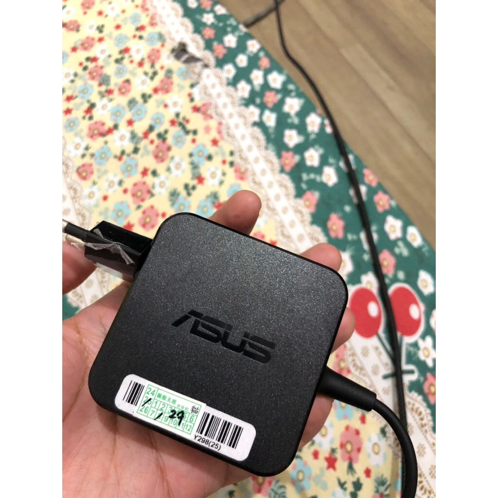 Charger Laptop ASUS