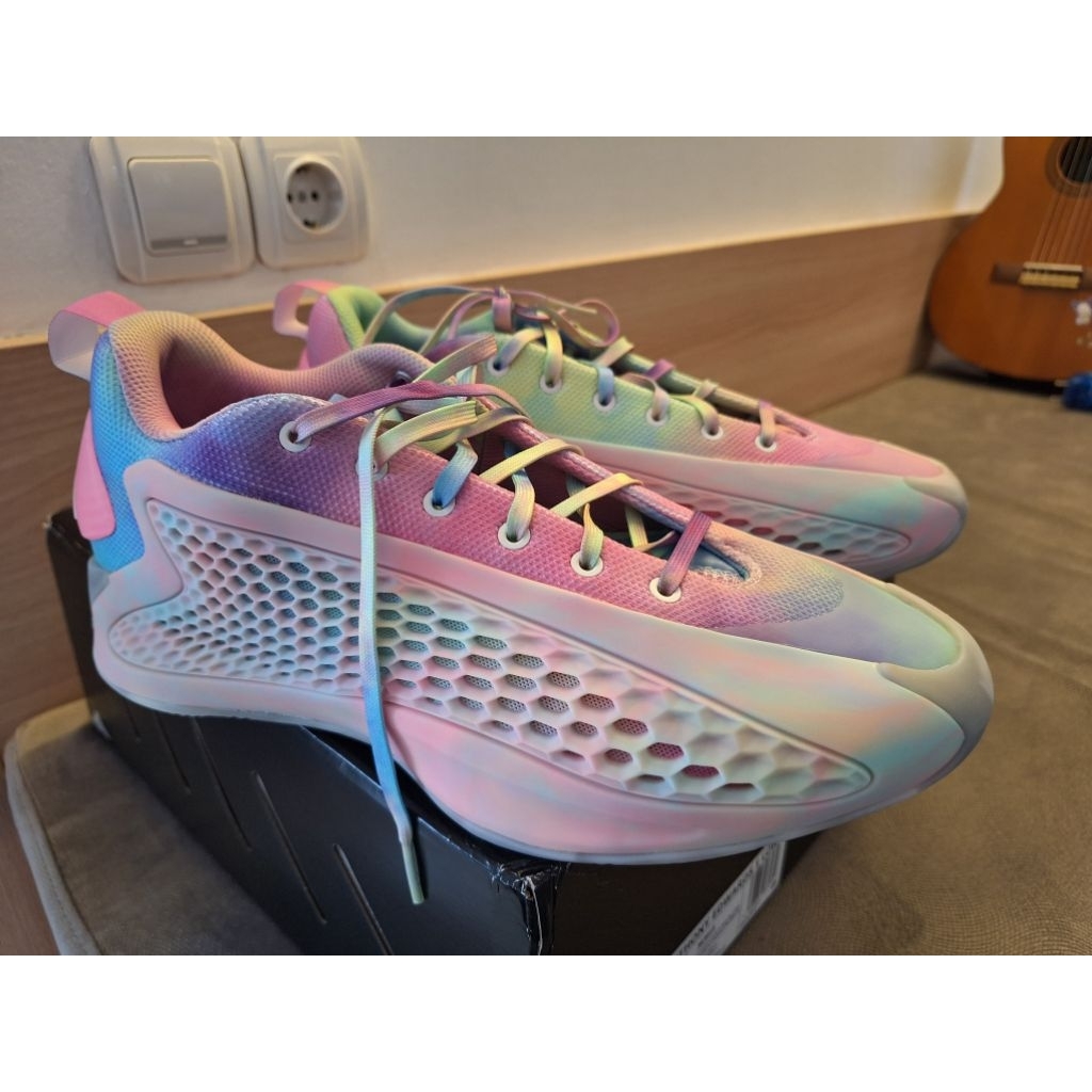 SEPATU BASKET ADIDAS AE 1 LOW