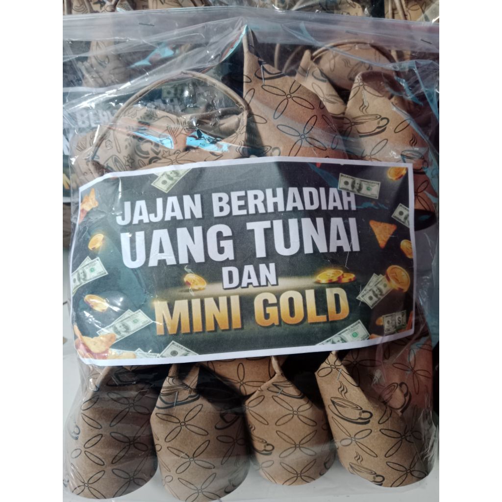 jajanan berhadiah uang tunai dan mini gold