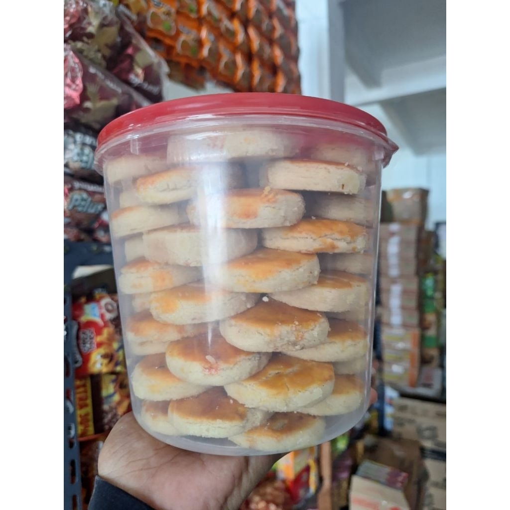 KUE KACANG JEMBER