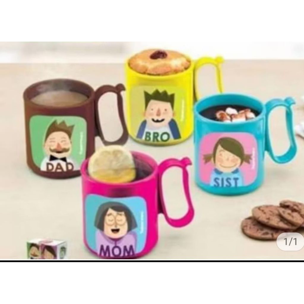 Tupperware Family Mug Set.