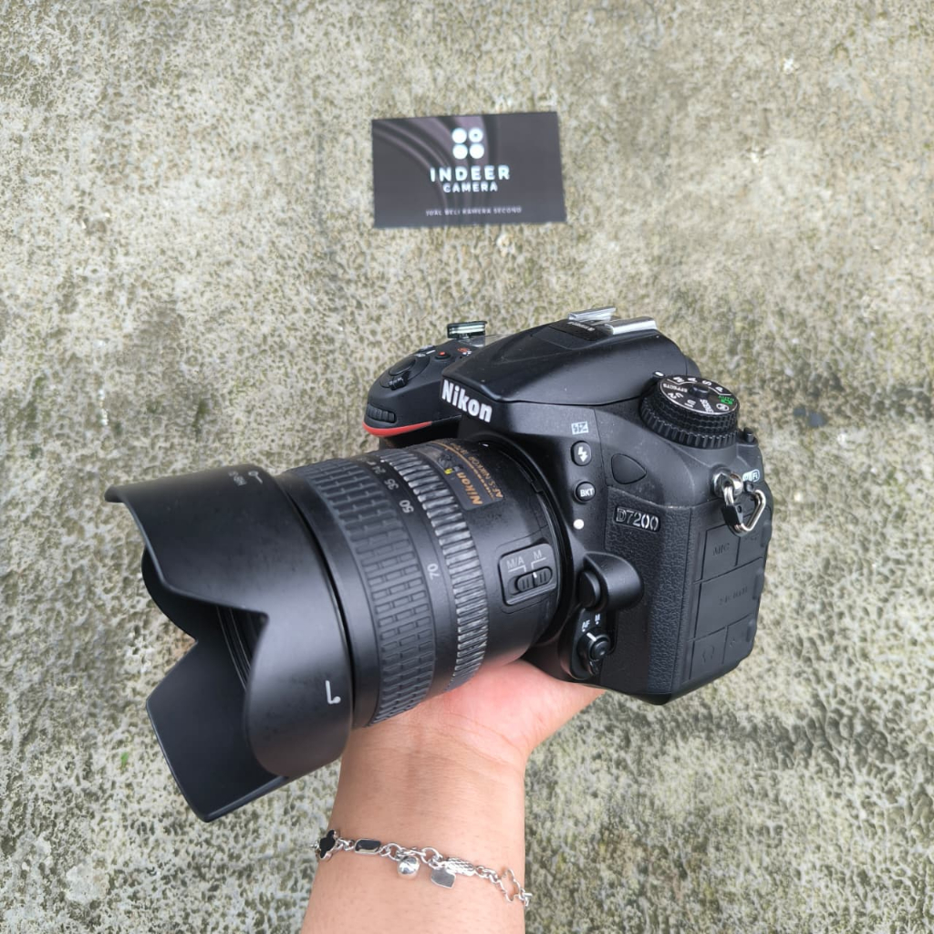 NIKON D7200 KIT 18-70MM SECOND NORMAL MULUS ( GARANSI TOKO ) BEST QUALITY 100% BUKAN D7000,D7100