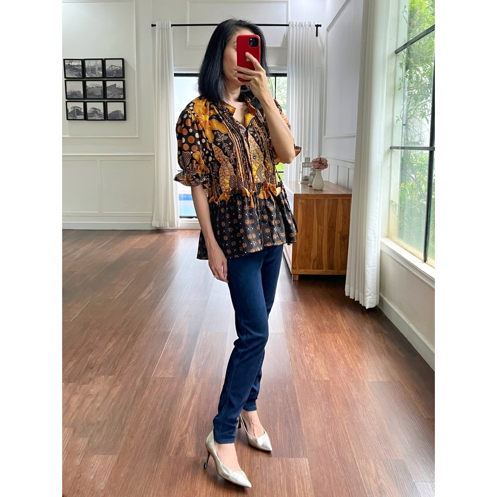 Batik Queen | Tria Batik Blouse