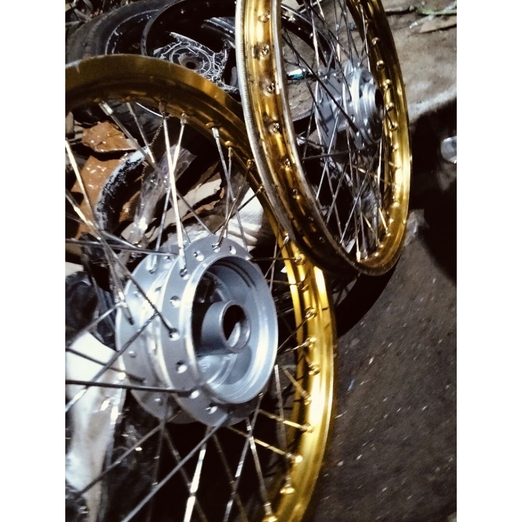 velg variasi 1set Honda Revo lama Supra fit new Supra x 125 karisma kirana