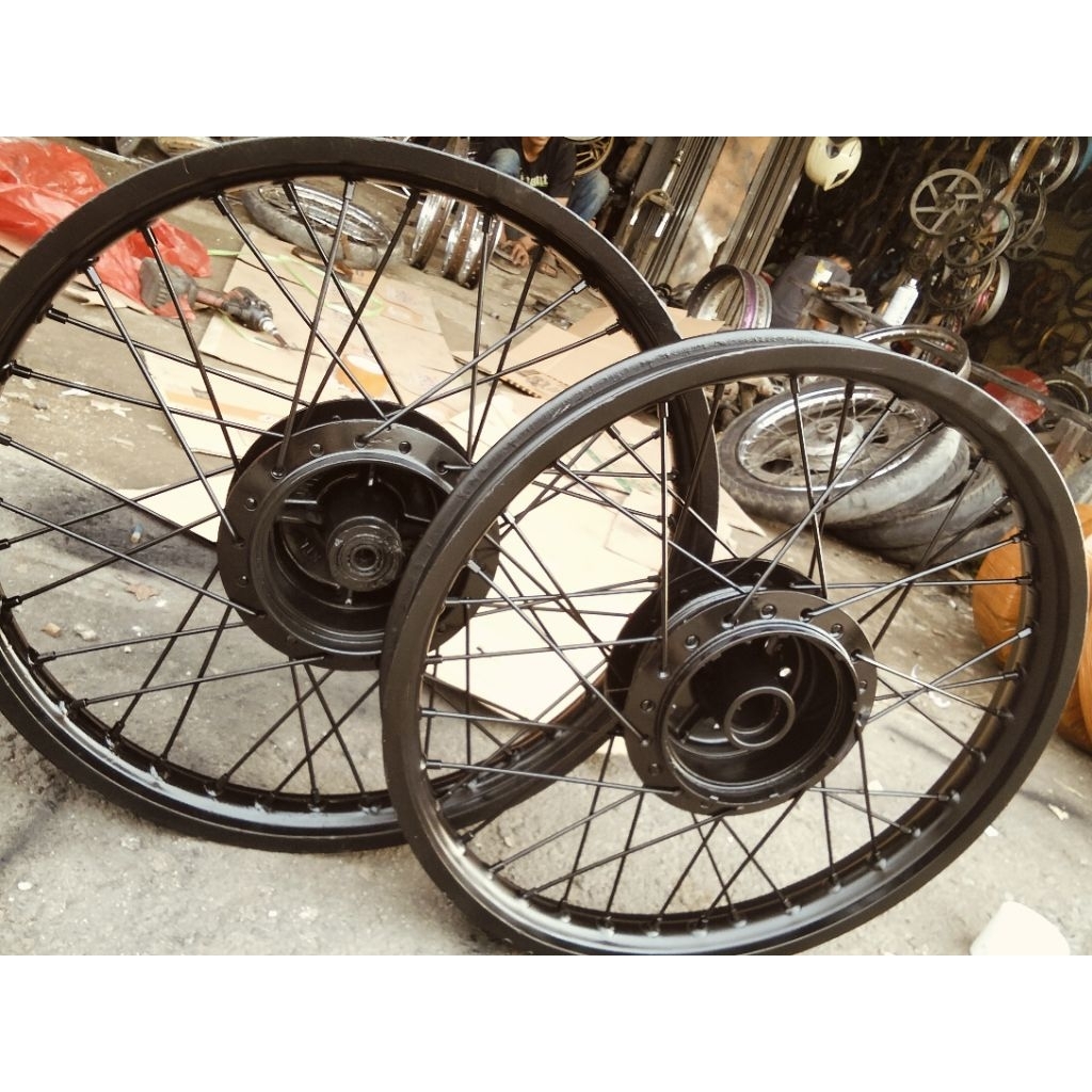 velg variasi Full Black Honda Astrea grand legenda Astrea prima Supra x lama teromol