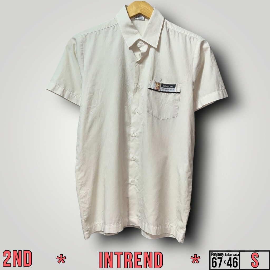 Kemeja Polos Pria Intrend Cream Size S (67x46)cm