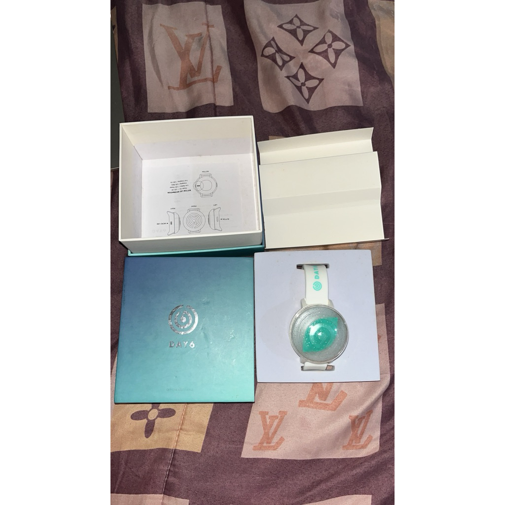 [PRE-LOVED] LIGHTBAND LB DAY6 VER 1
