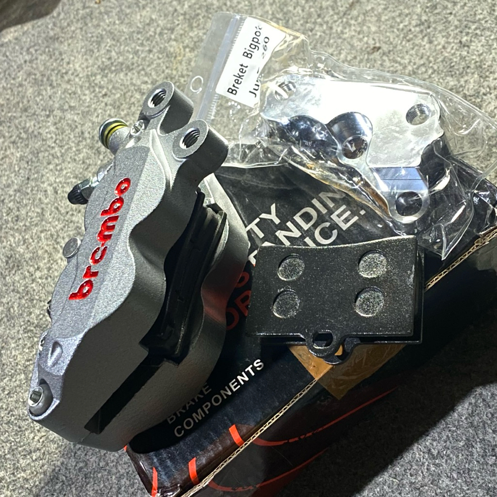 KALIPER BREMBO 4P KANAN JUPITER Z F1ZR KANAN STYLE PAKET BREKET PLUS KAMPAS BREMBO