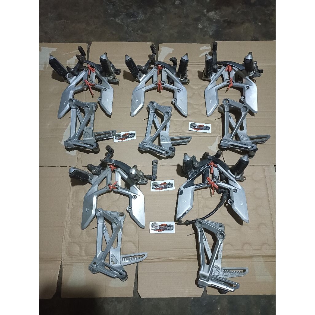 POSTEP DEPAN BELAKANG CBR K45 CBR 250 ORIGINAL
