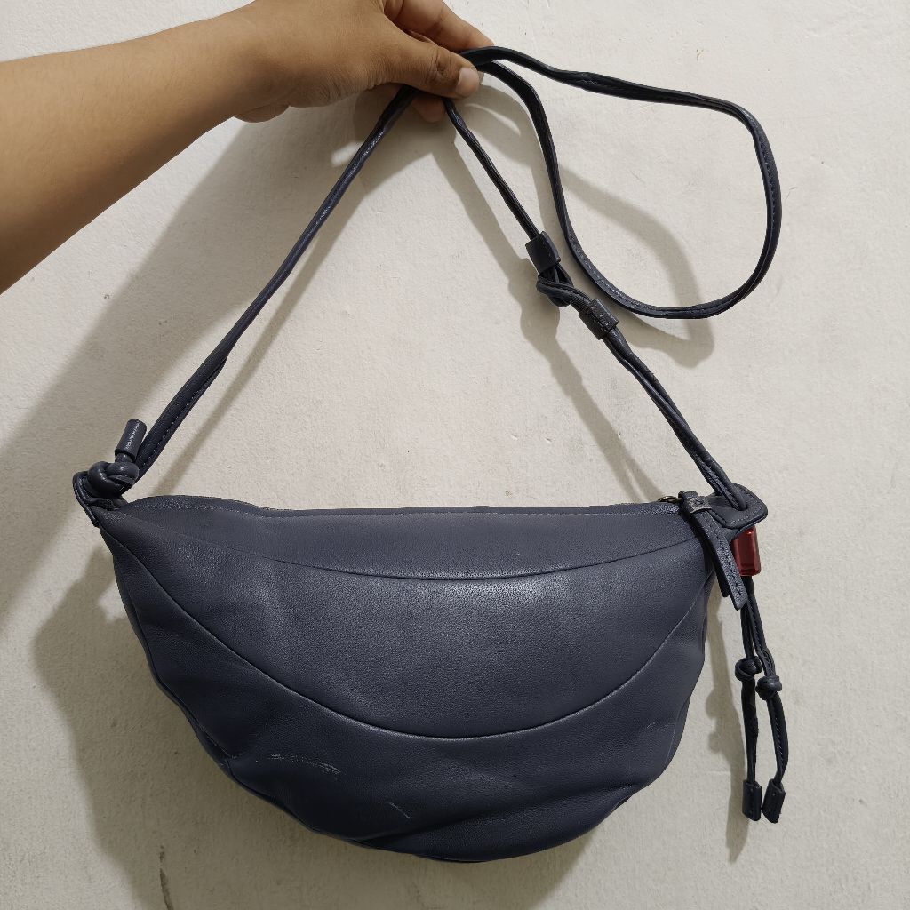 tas preloved pl brendong unik kulas banana behel dll