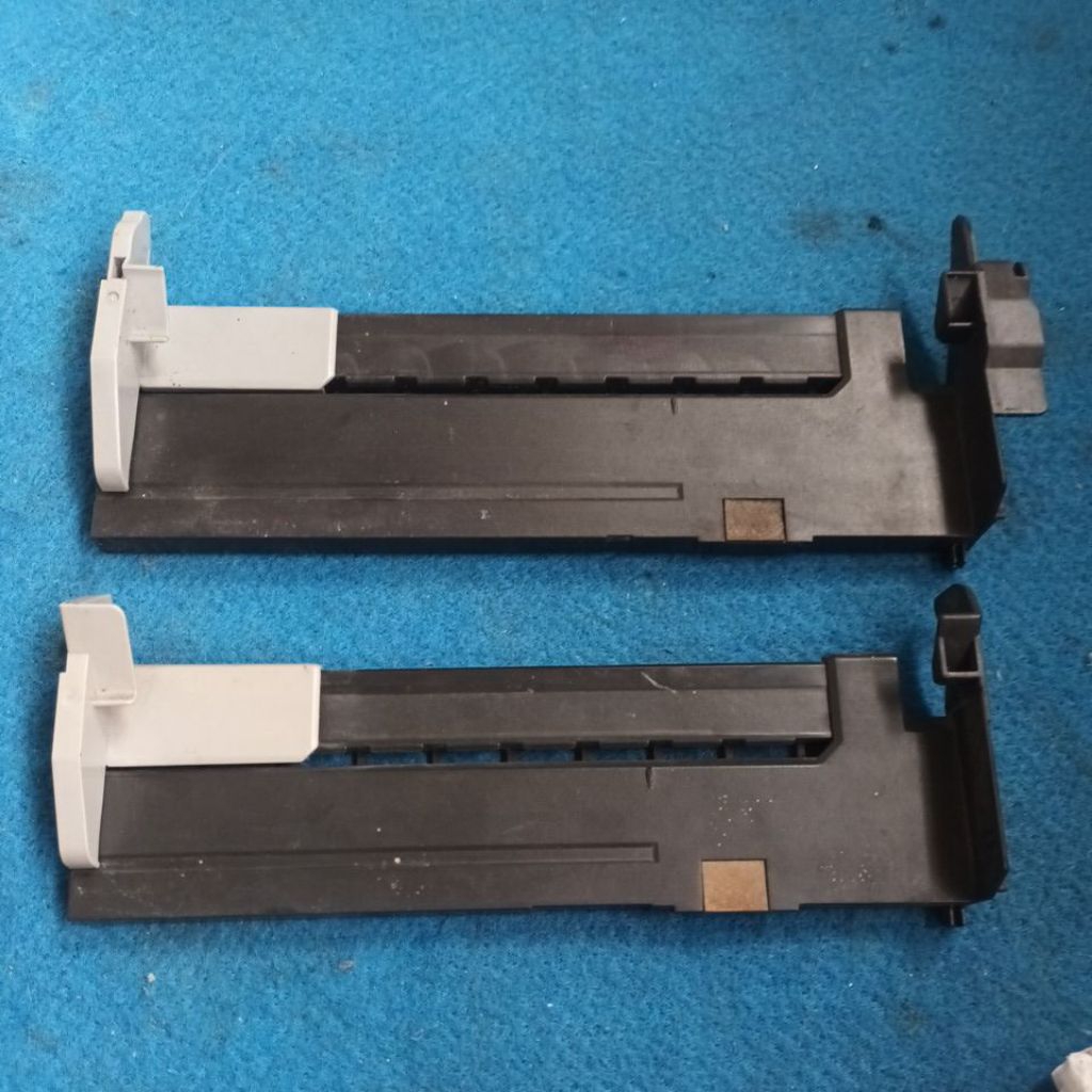 paper tray pelontar kertas epson L120 121