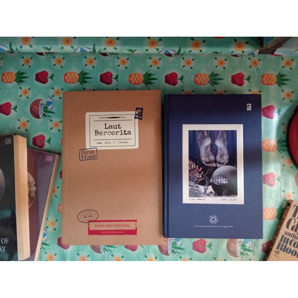 Novel Laut Bercerita - Leila Chudori (Bekas/Preloved)