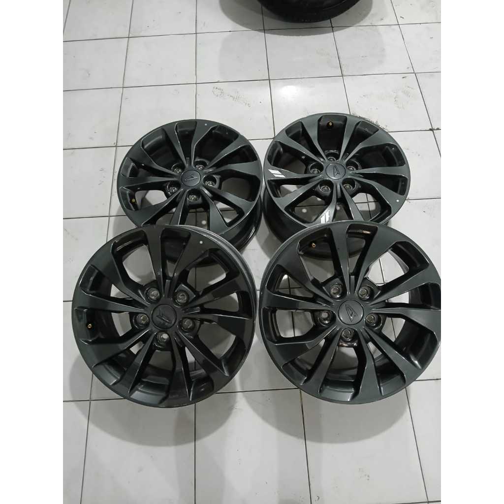 VELG MOBIL STANDAR DAIHATSU R16 PCD 5