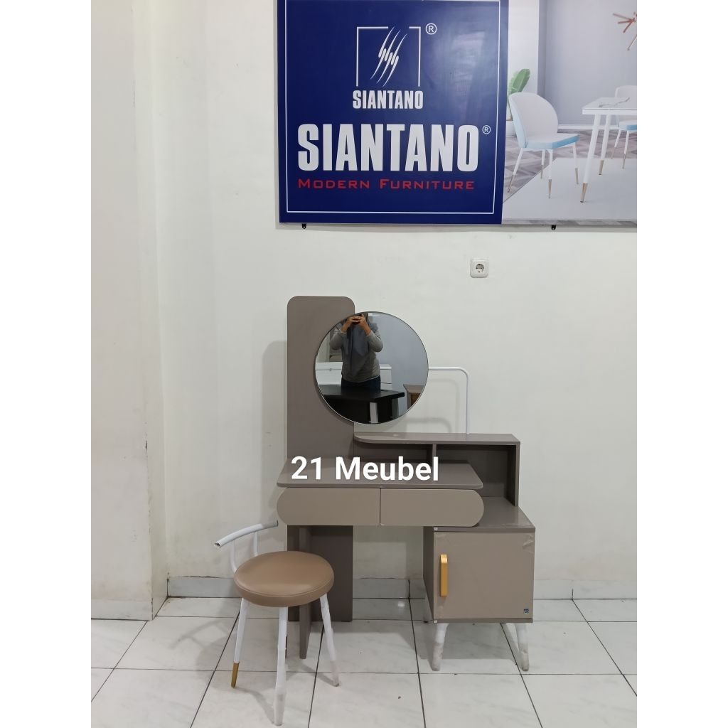 Meja rias Siantano Volare