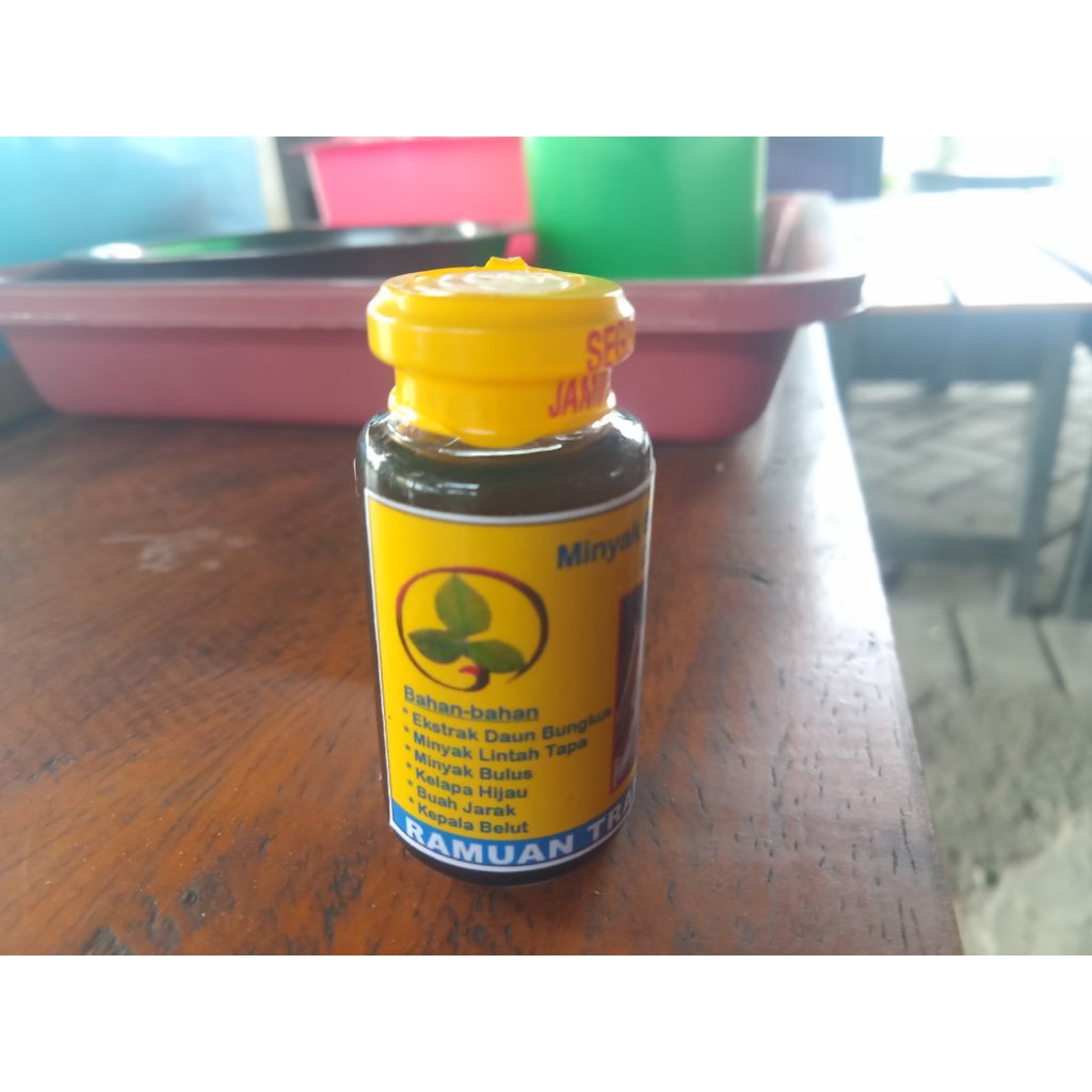 minyak bulus + minyak lintah + daun bungkus