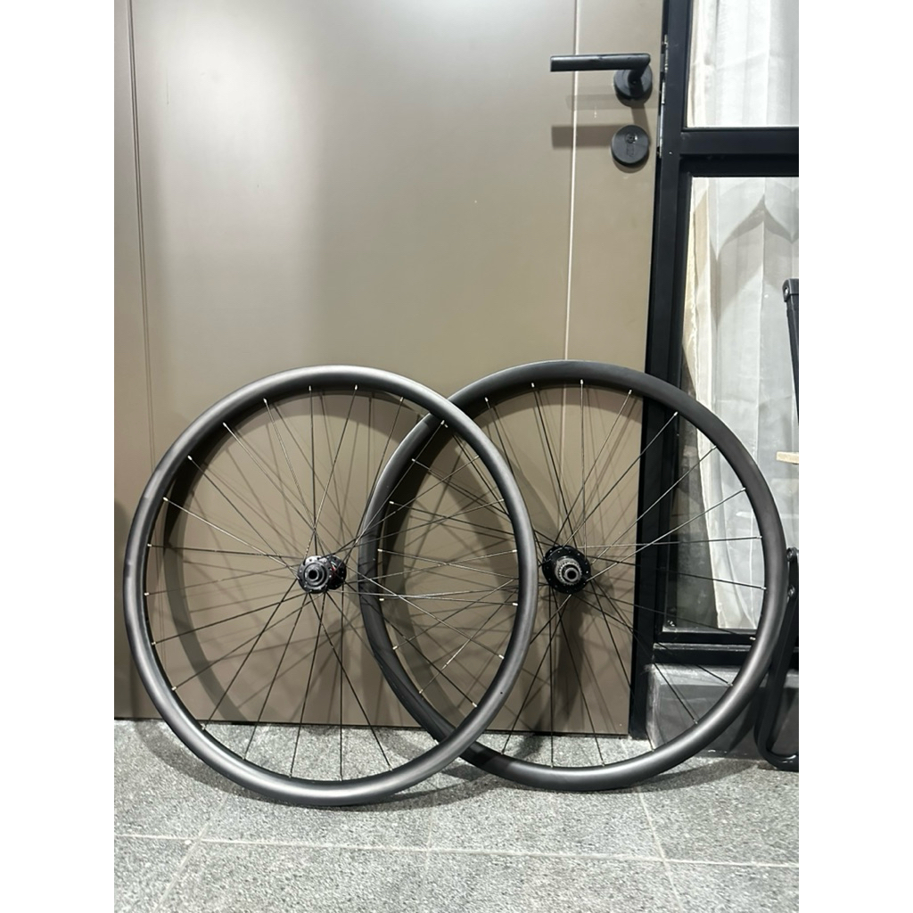 wheelset novatec G24 carbon