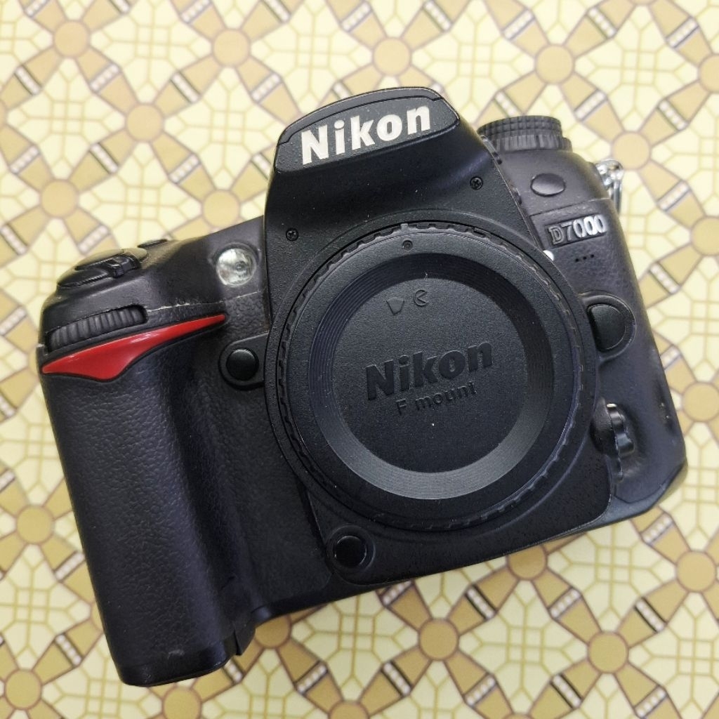 Kamera Dslr Nikon D7000 Body Ony
