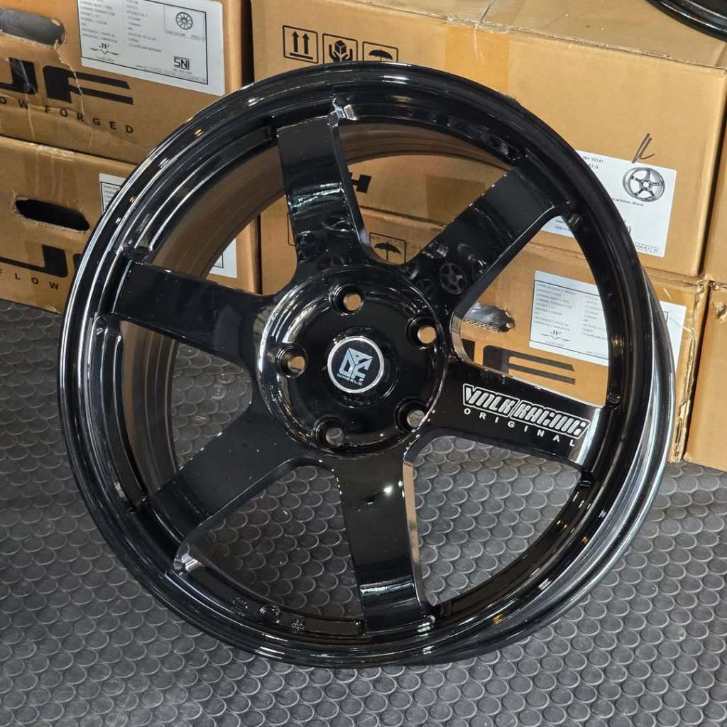 velg mobil bmw ring 18 VOLKRAYS TE37 PCD 5X120 velg racing r18 BMW F30 BYD SEAL RANGE ROVER Mini Cou
