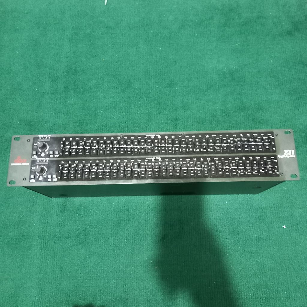 Equalizer DBX 231 Sound System