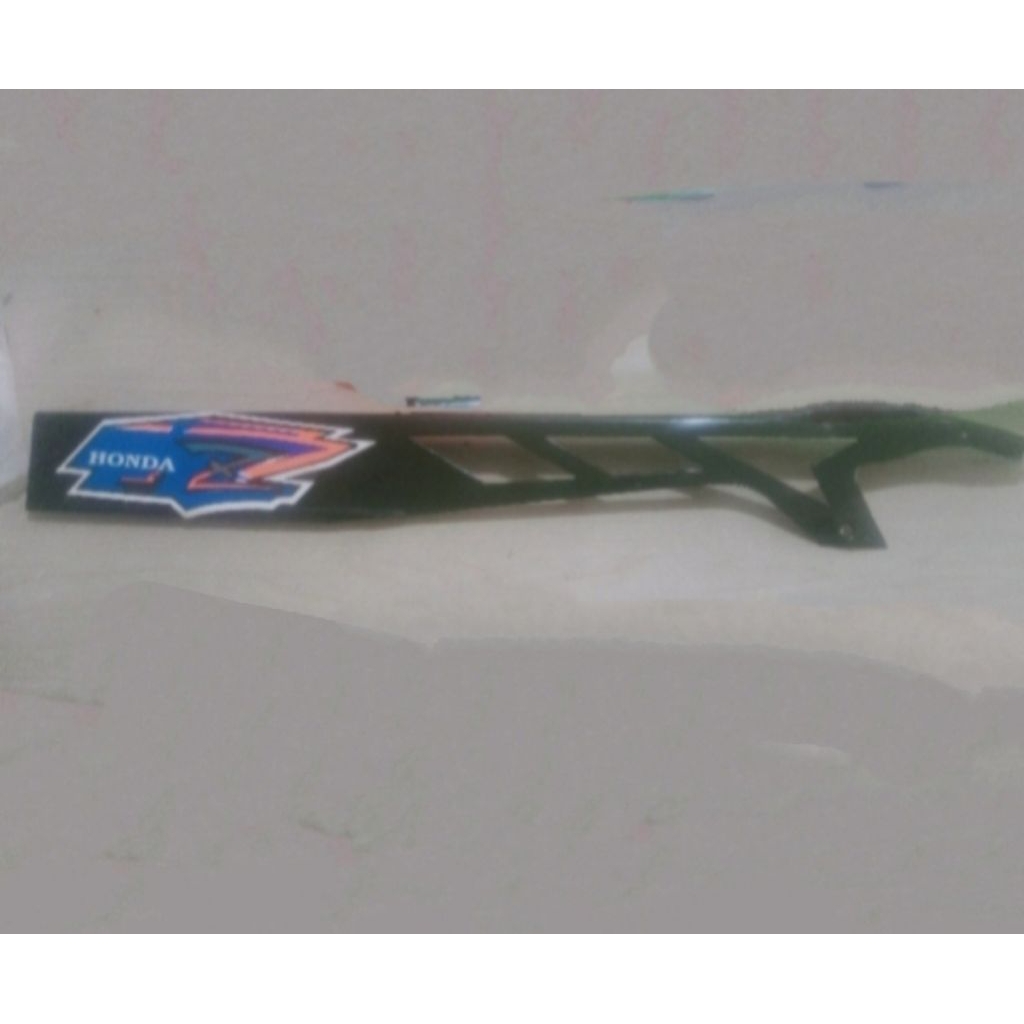 TUTUP KATENGKAS RANTAI CB 100 CB100 CB125 GL100 IMP