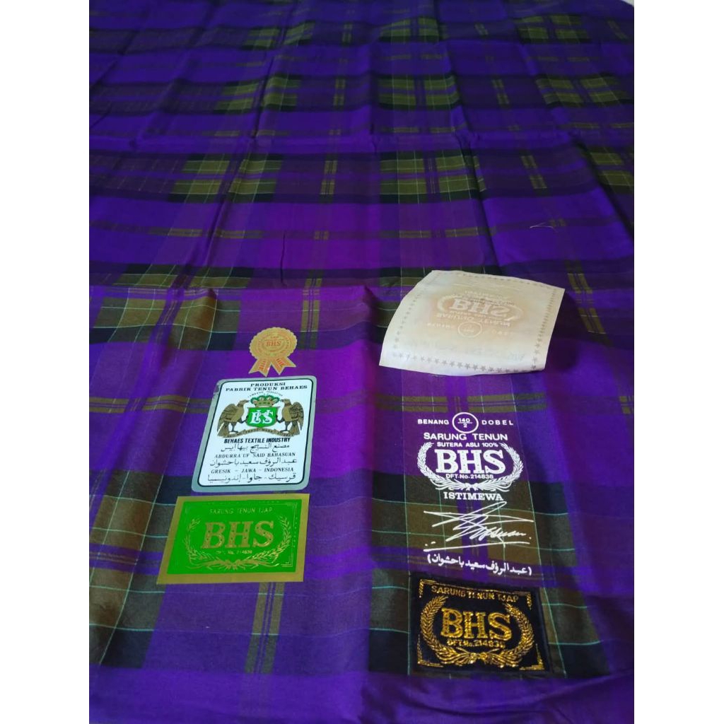 SARUNG BHS KDT , KRJ ISTIMEWA GOLD  SUTRA SPUNSILK 140 TTD ARABIC