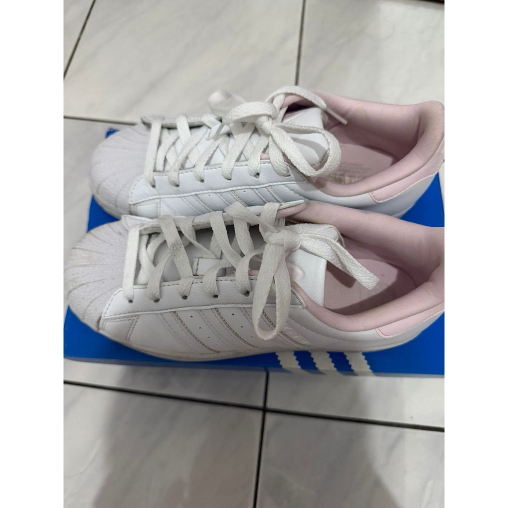PRELOVED ORI Wanita Adidas Superstar Putih