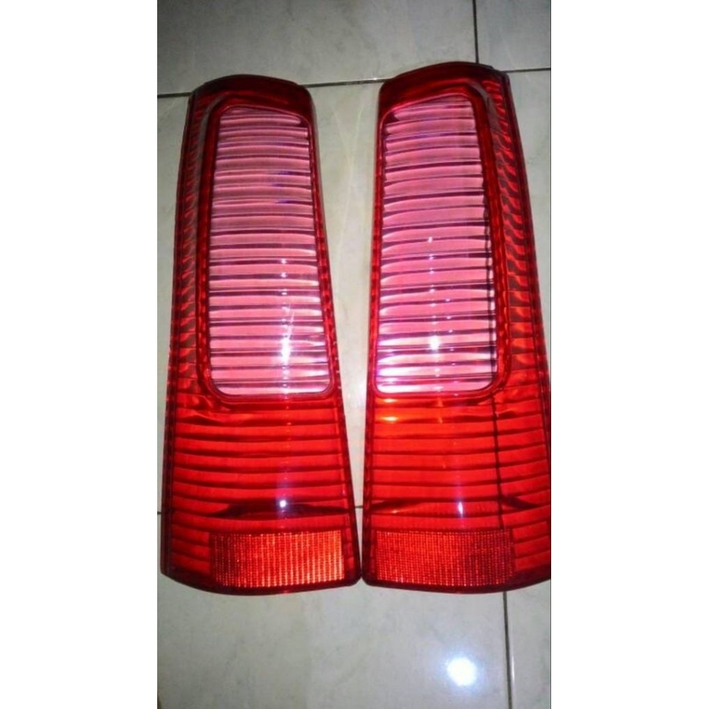 mika lampu stop avanza xenia 2004-2007